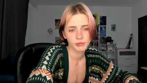 kira online show from 03/06/26, 07:43