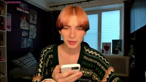 kira online show from 05/30/26, 04:59