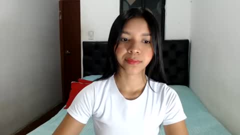 petite sweet online show from 07/14/26, 12:22