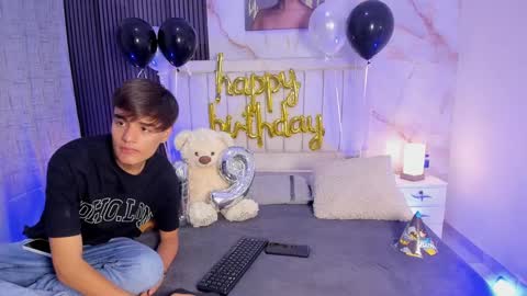 Snapshot of sweet_petter chatting on 09/12/25, 01:22 Petter online show from 09/12/25, 01:22