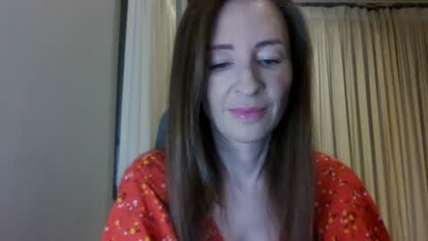 sweet_poeme online show from 06/16/26, 12:19