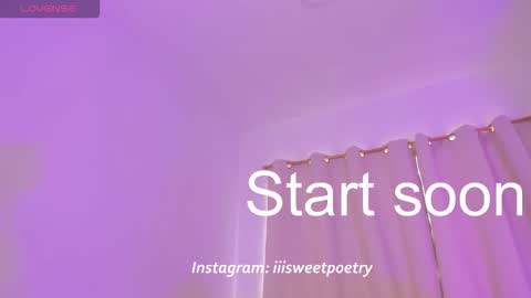 Snapshot of sweet_poetry chatting on 09/28/25, 01:49 Ev online show from 09/28/25, 01:49