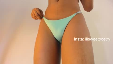 Snapshot of sweet_poetry chatting on 11/07/25, 09:04 Ev online show from 11/07/25, 09:04