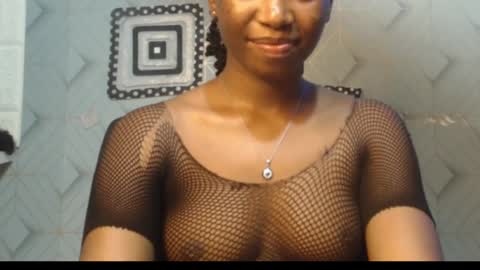 Snapshot of sweet_puna chatting on 02/17/25, 06:42 Nancy online show from 02/17/25, 06:42