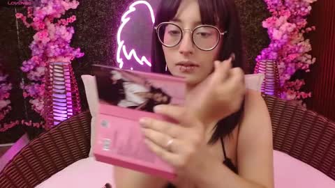 Roxanee online show from 02/25/26, 01:21