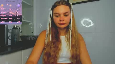 Snapshot of sweet_sabriina chatting on 06/20/26, 06:38 Sabina online show from 06/20/26, 06:38