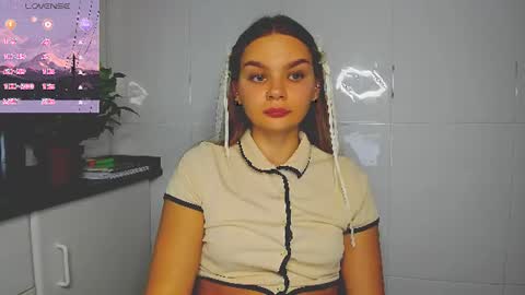 Snapshot of sweet_sabriina chatting on 07/10/26, 07:38 Sabina online show from 07/10/26, 07:38