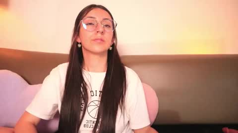 Snapshot of sweet_sammy_7 chatting on 02/17/26, 07:31 Sammy Lauren online show from 02/17/26, 07:31