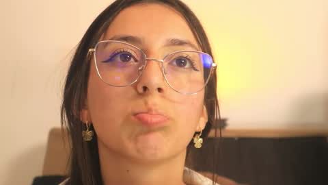 Snapshot of sweet_sammy_7 chatting on 02/24/26, 09:35 Sammy Lauren online show from 02/24/26, 09:35