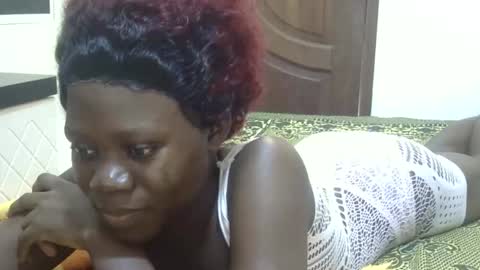 Snapshot of sweet_sharon01 chatting on 10/15/25, 10:37 Sharon online show from 10/15/25, 10:37