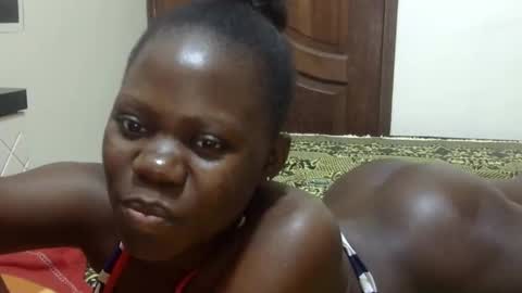 Snapshot of sweet_sharon01 chatting on 10/26/25, 10:47 Sharon online show from 10/26/25, 10:47