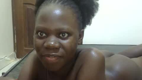 Snapshot of sweet_sharon01 chatting on 11/17/25, 09:26 Sharon online show from 11/17/25, 09:26