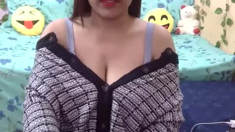 Snapshot of sweet_shivani chatting on 12/04/24, 08:01 sweet_shivani online show from 12/04/24, 08:01