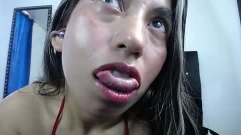 Snapshot of sweet_skylove_ chatting on 07/01/26, 12:29 Adriana online show from 07/01/26, 12:29