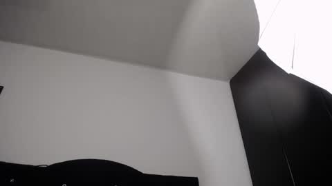 Snapshot of sweet_skylove_ chatting on 07/02/26, 01:39 Adriana online show from 07/02/26, 01:39