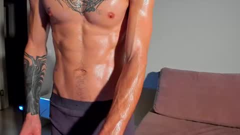 sweet_smith8 online show from 02/04/25, 03:57