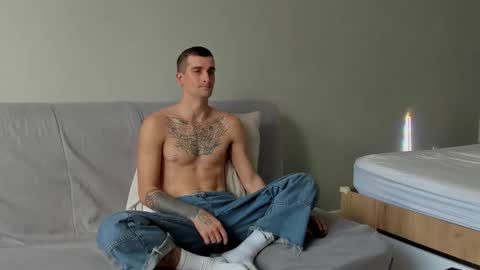 sweet_smith8 online show from 10/20/25, 07:53