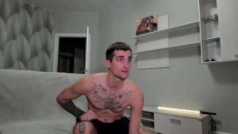 sweet_smith8 online show from 11/17/25, 01:39