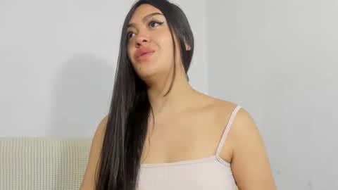 sweet_sophie_7 online show from 12/10/24, 07:11