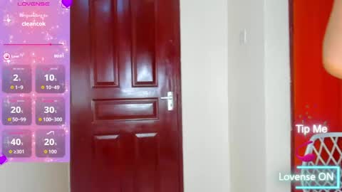 sweet_squirter254 online show from 05/10/26, 12:38