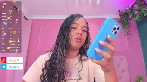 Snapshot of sweet_starxx chatting on 02/07/26, 07:39 Yeileen online show from 02/07/26, 07:39