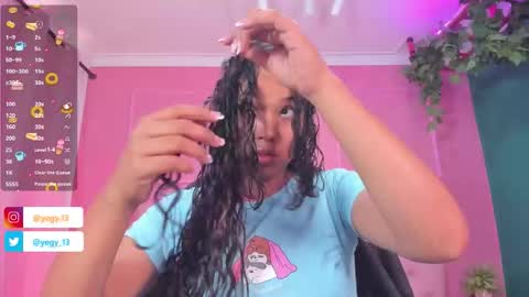 Snapshot of sweet_starxx chatting on 02/17/26, 08:59 Yeileen online show from 02/17/26, 08:59