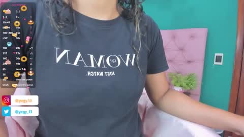 Snapshot of sweet_starxx chatting on 03/18/26, 08:56 Yeileen online show from 03/18/26, 08:56