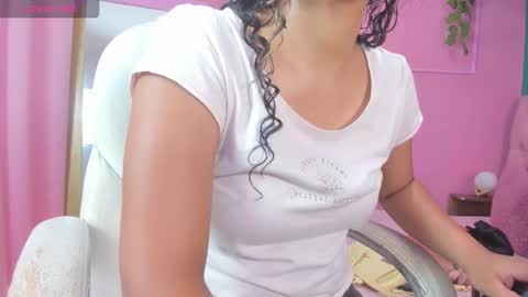 Snapshot of sweet_starxx chatting on 03/22/26, 07:06 Yeileen online show from 03/22/26, 07:06