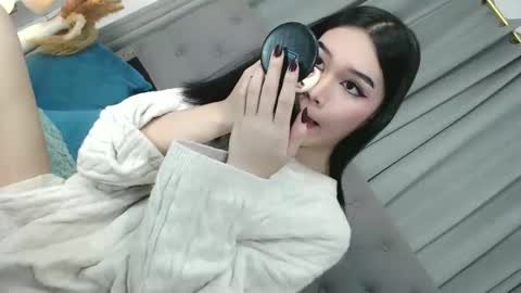 Snapshot of sweet_tatiana28 chatting on 03/27/26, 11:21 sweet_tatiana28 online show from 03/27/26, 11:21