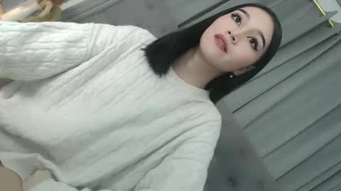Snapshot of sweet_tatiana28 chatting on 03/28/26, 12:27 sweet_tatiana28 online show from 03/28/26, 12:27