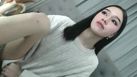 Snapshot of sweet_tatiana28 chatting on 05/02/26, 04:12 sweet_tatiana28 online show from 05/02/26, 04:12