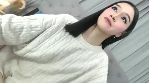 Snapshot of sweet_tatiana28 chatting on 05/21/26, 04:47 sweet_tatiana28 online show from 05/21/26, 04:47