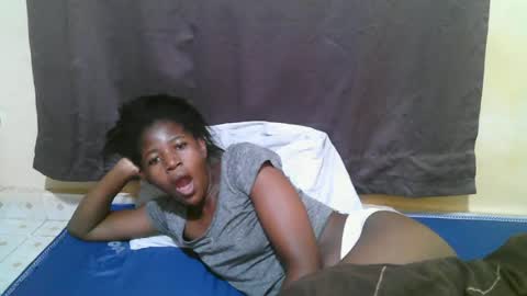 Snapshot of sweet_tattiana chatting on 06/22/26, 11:02 Tatty online show from 06/22/26, 11:02