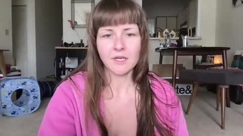 Heidi Brenner - Please check bio for schedule  FAQ online show from 05/31/26, 06:09