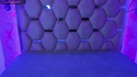 sweet_venus4 online show from 02/21/25, 11:22