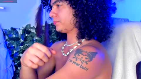 Steven independent model online show from 01/25/25, 04:23