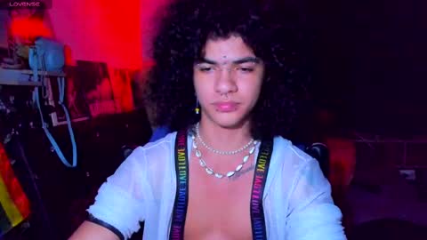 Steven independent model online show from 02/10/25, 06:09