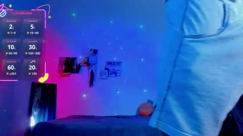 Steven independent model online show from 10/08/25, 11:08