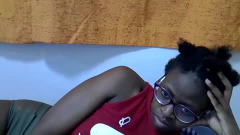 sweet_zarah online show from 03/02/26, 07:21