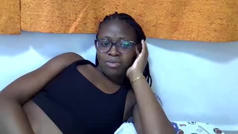 sweet_zarah online show from 03/09/26, 03:38