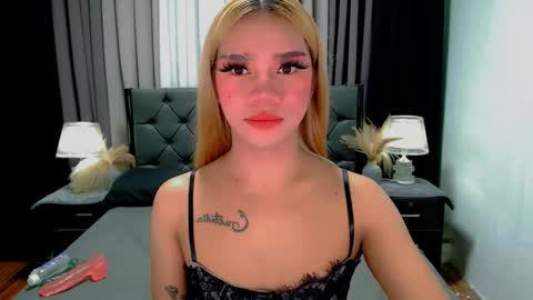 bea takashi  online show from 05/12/26, 10:23