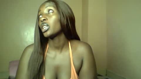 Snapshot of sweet_zuri3 chatting on 09/28/25, 05:35 zuri online show from 09/28/25, 05:35