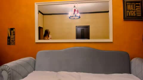 Snapshot of sweetale3 chatting on 10/19/25, 09:48 Ale online show from 10/19/25, 09:48