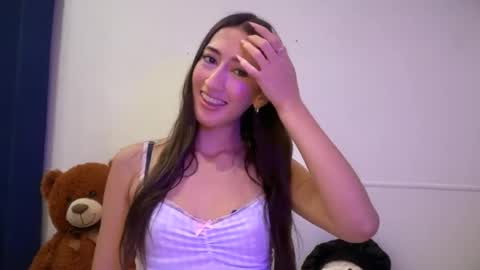 Snapshot of sweetameliabriar chatting on 06/22/26, 07:05 Amelia online show from 06/22/26, 07:05