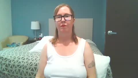 Snapshot of sweetandnaughty123 chatting on 10/20/25, 07:47 sweetandnaughty123 online show from 10/20/25, 07:47