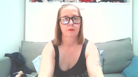 sweetandnaughty123 online show from 02/09/26, 09:52