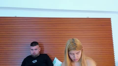 sweetandwilld online show from 04/27/26, 07:45