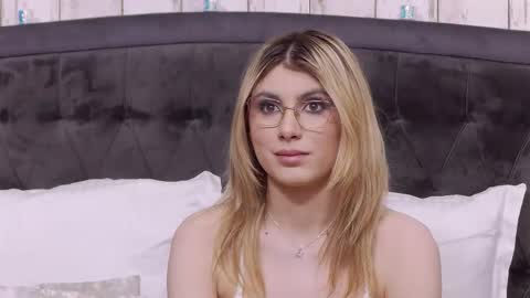 Anisia online show from 03/27/26, 08:26