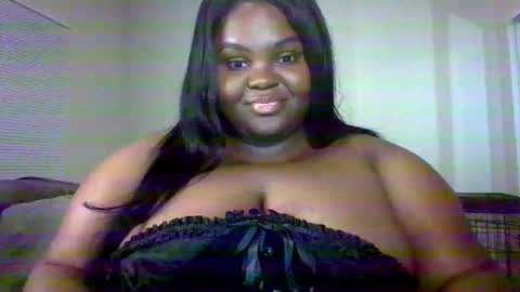 Snapshot of sweetaria04 chatting on 12/23/25, 04:43 sweetaria04 online show from 12/23/25, 04:43