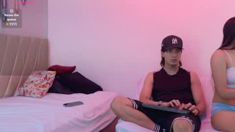 sweetauracouple online show from 06/05/26, 12:44